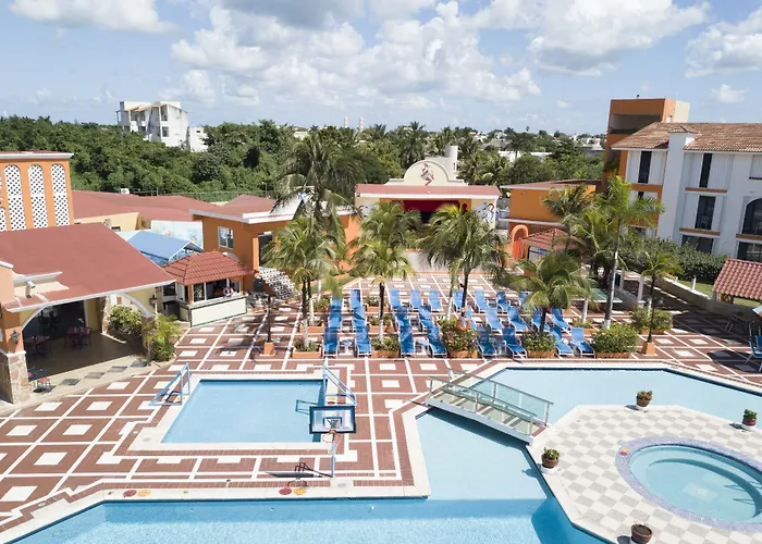 & Hotel