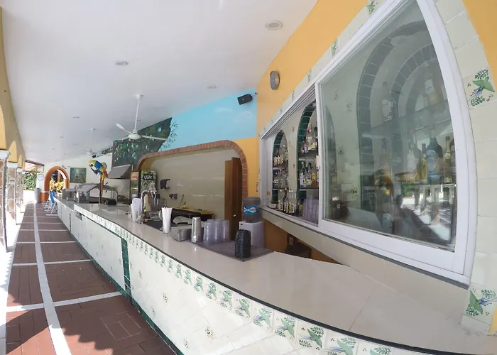 & 4* Cozumel
