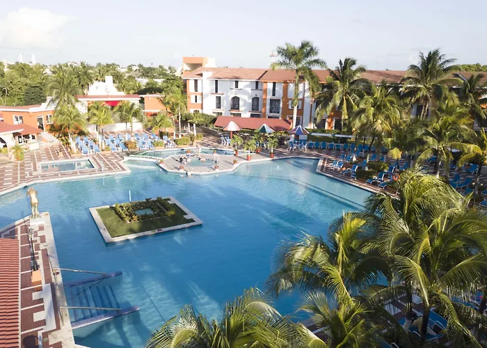 & Hotel