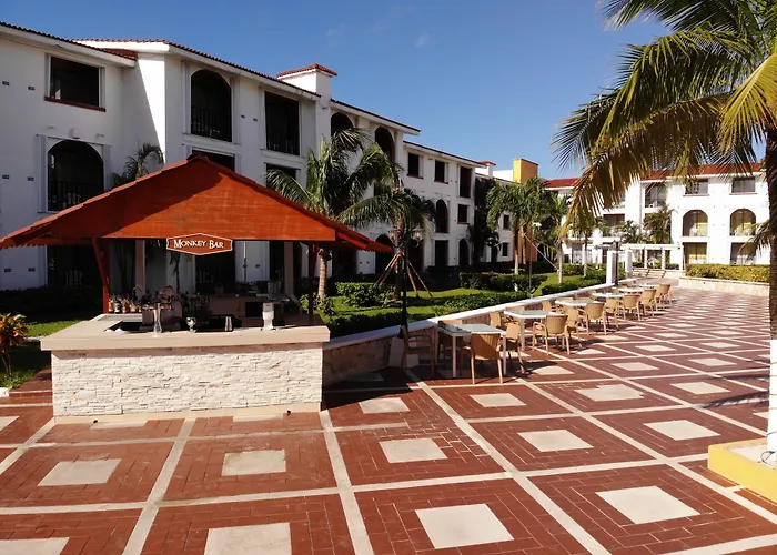 Hotel & 4*