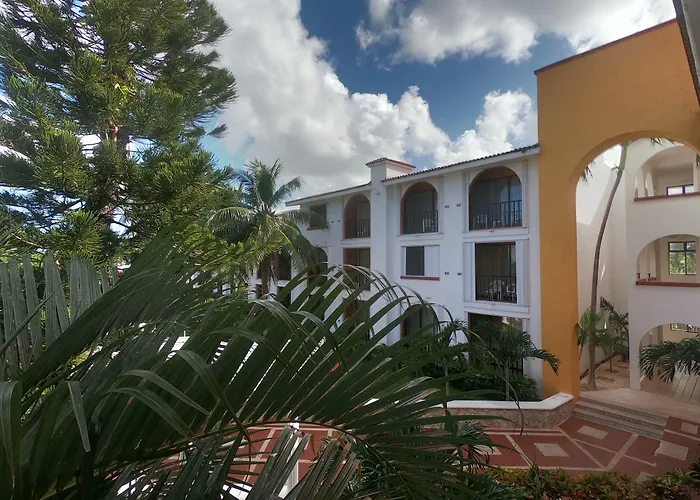& Hotel